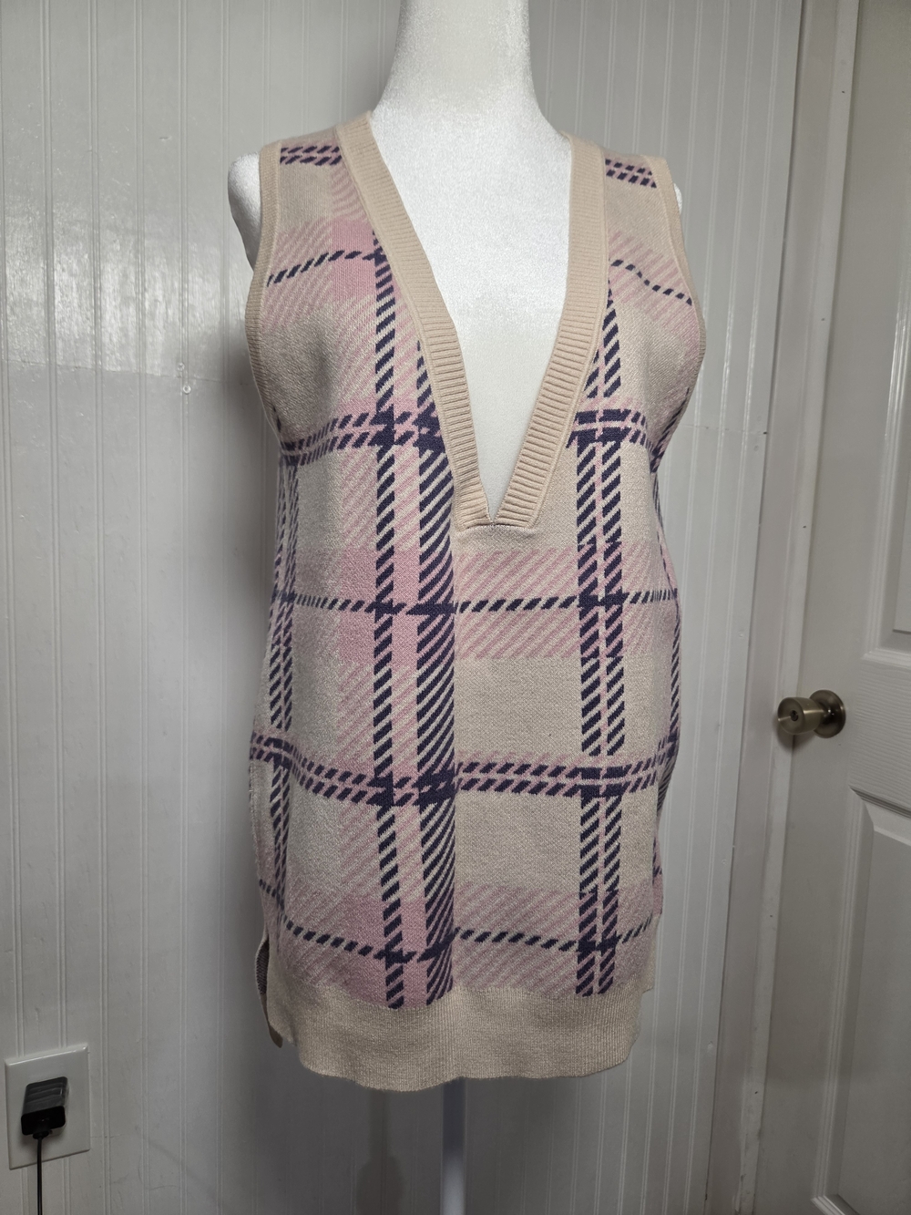 SO Beige Sleeveless V-Neck Plaid Sweater Vest with Pink and Navy